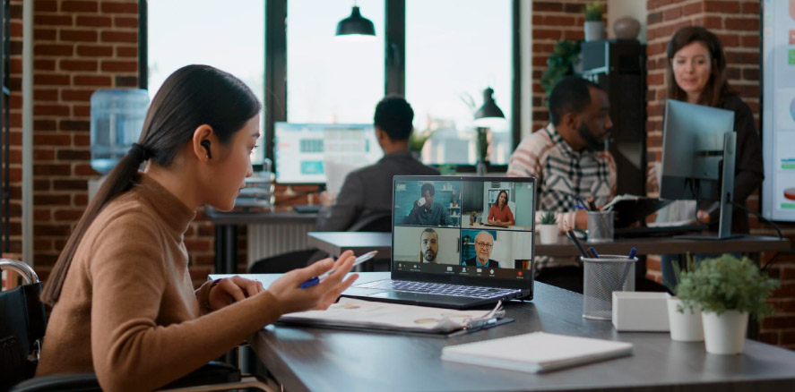 10 Essential tips for managing remote teams in 2023